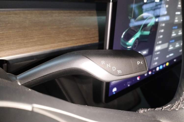 Used Tesla Model Y 2021 Standard Range Rear-Wheel Drive Version
