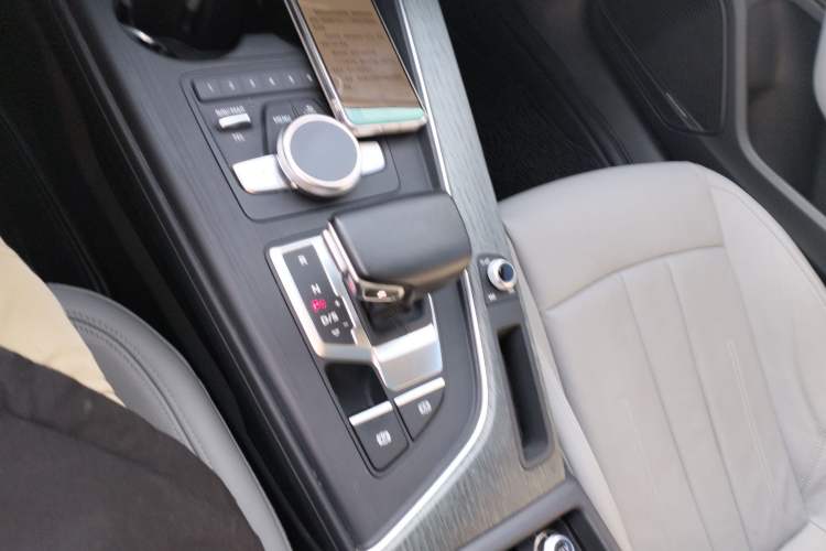 Used Audi A4L 2017 40 TFSI Style Edition