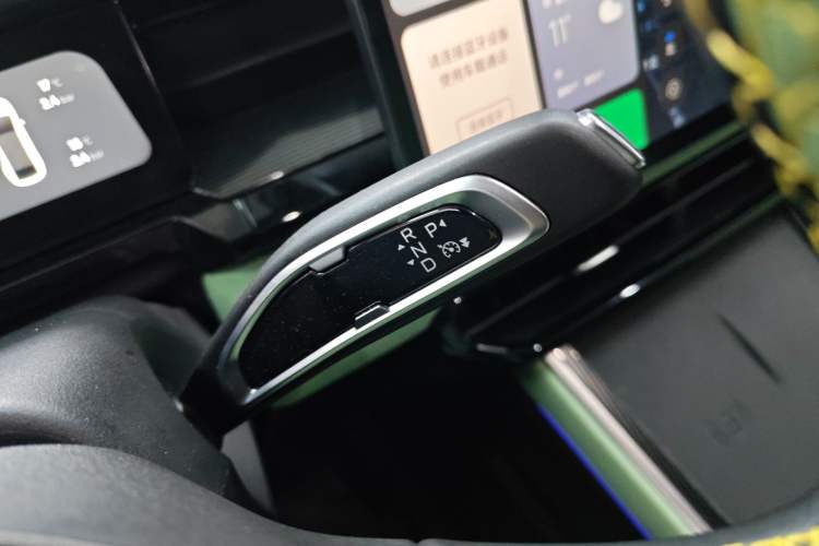 Used Livan Livan 7 2023 605km Hunter Light