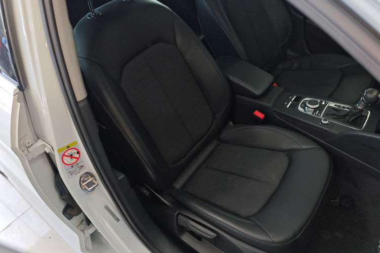 Used Audi A3 2020 Limousine 35 TFSI Fashion Edition China VI Emission Standard
