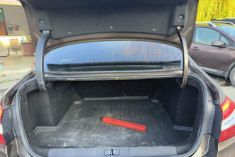 Used Peugeot 408 2015 1.2T Automatic Luxury Edition