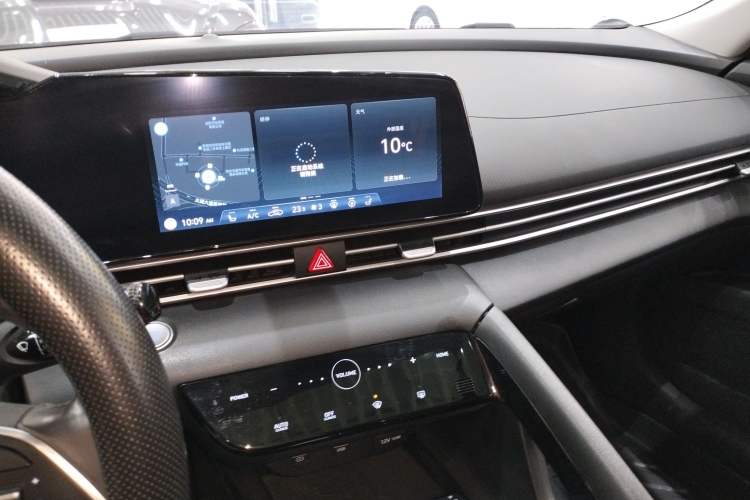 Used Hyundai Elantra 2021 1.5L CVT LUX Prestige Edition