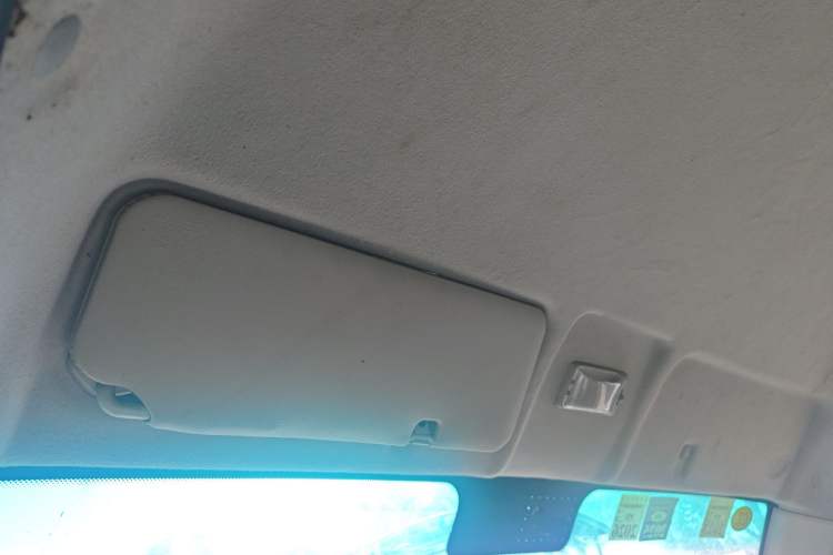 Used Jinbei Hiace X30 2021 1.5L Wealthy Van China VI Standard SWC15M
