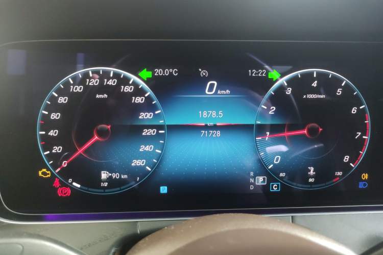 Used Mercedes-Benz E-Class 2022 Second Facelift E 300 L Luxury Edition
