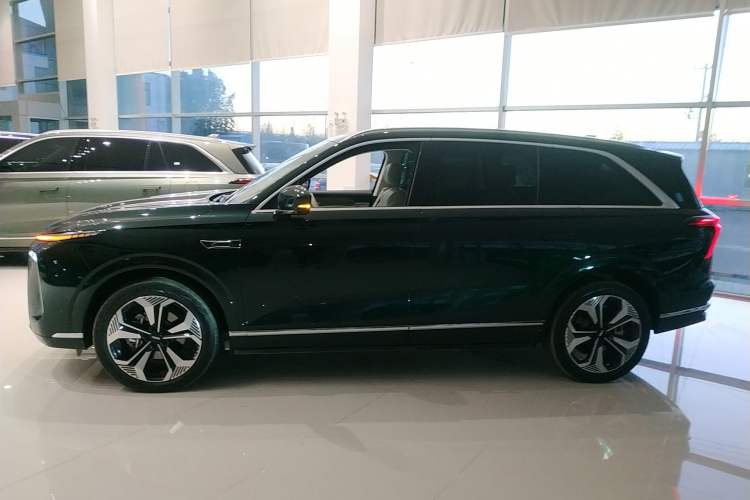 Used Wey Lanshan 2023 Four-Wheel Drive Ultra-Long Range Version