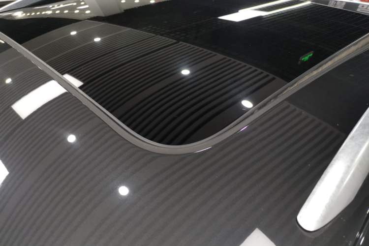 Used Volkswagen Tayron 2020 330TSI Two-Wheel Drive Luxury Smart Connectivity Version
