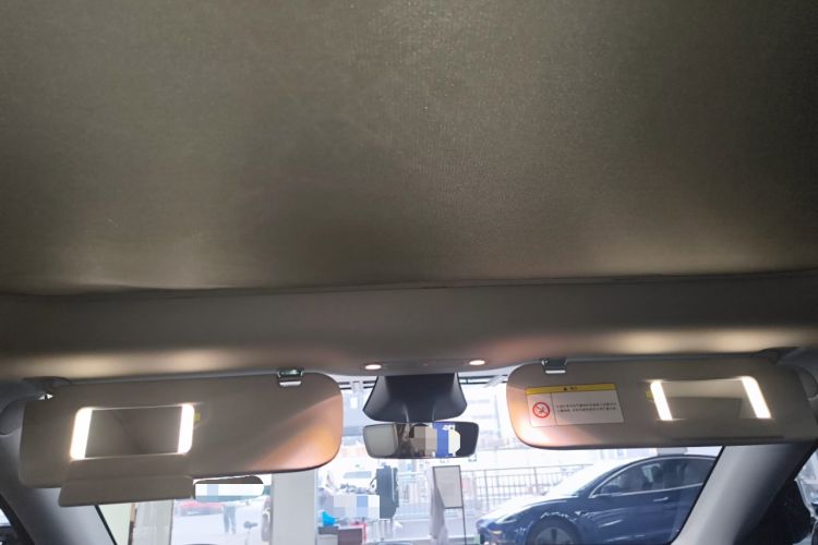 Used Tesla Model Y 2024 Long-Range All-Wheel-Drive Version
