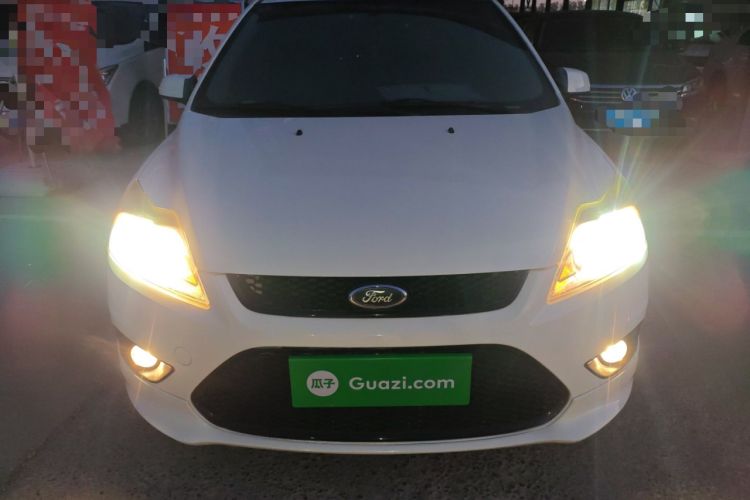 Used Ford Focus 2013 Hatchback Classic 1.8L Automatic Fashion Edition
