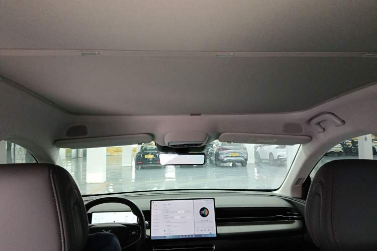 Used XPeng G6 2025 725 Ultra-Long Range Max Flagship Edition
