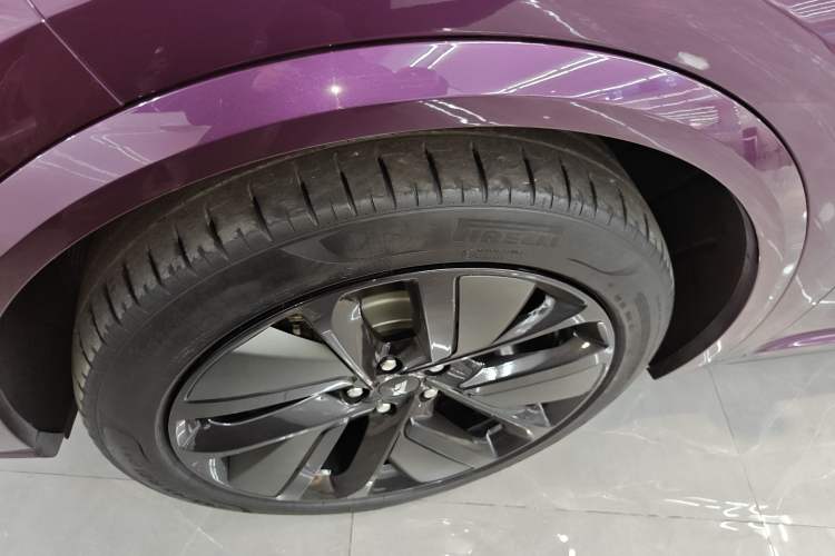 Used Li Auto L9 2022 Max model
