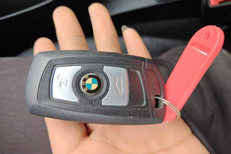 Used BMW 2 Series 2017 220i Convertible Coupe Leading Model
