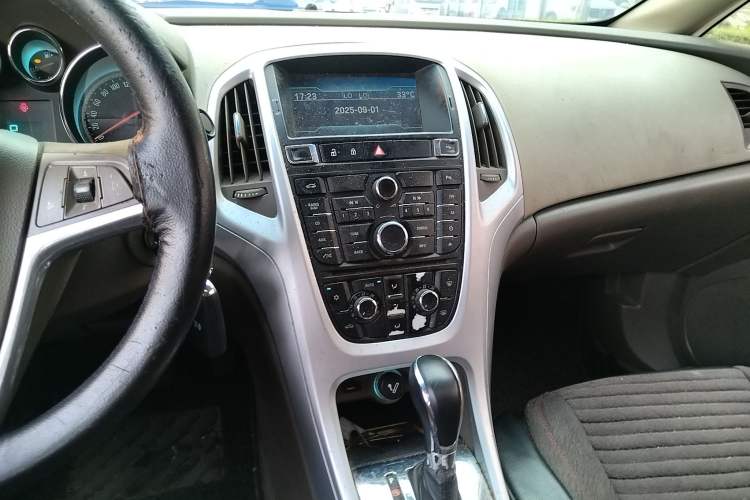 Used Buick GT 2013 GT 1.6L Automatic Fashion Edition
