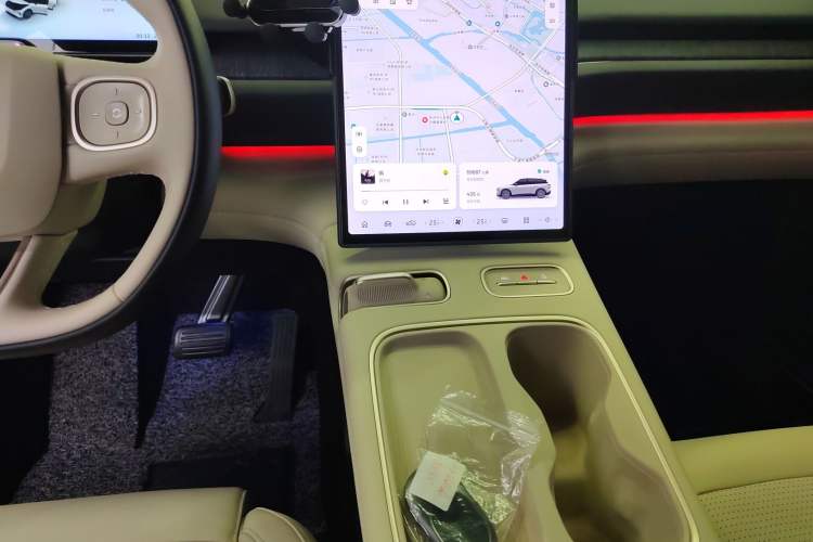 Used Nio ES6 2024 75 kWh
