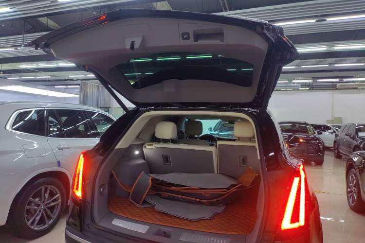 Used Cadillac XT5 2023 2.0T Two-Wheel-Drive Fashion Edition
