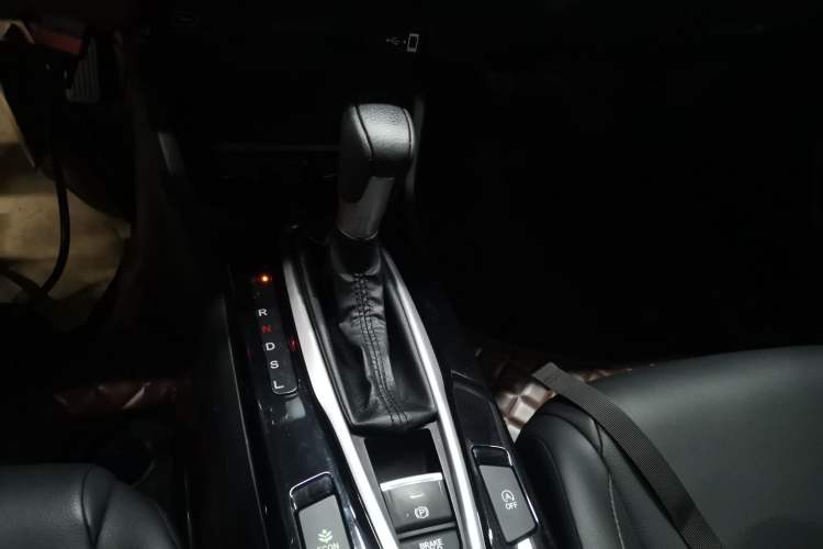 Used Honda Envix 2022 180TURBO CVT Comfort Version