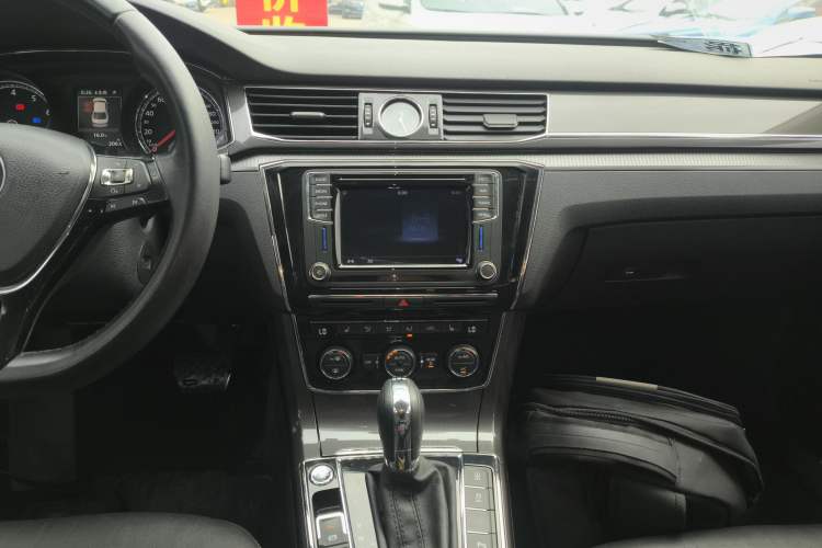 Used Volkswagen Passat 2016 330TSI DSG Prestige Edition
