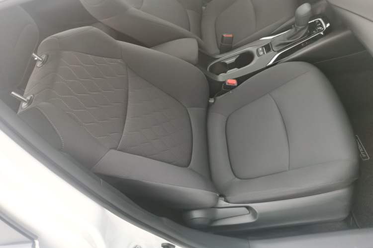 Used Toyota Corolla 2021 Dual-Motor 1.8L E-CVT Elite Edition
