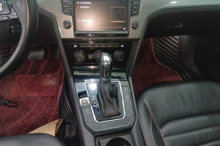 Used Volkswagen Lamando 2018 280TSI DSG Comfort Edition
