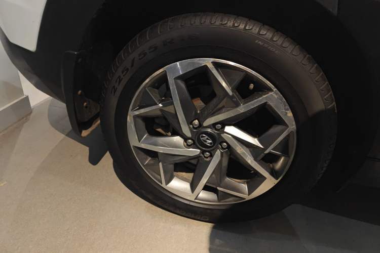 Used Hyundai Tucson 2020 280TGDi Two-Wheel-Drive GLS Fashion Edition China VI Standard