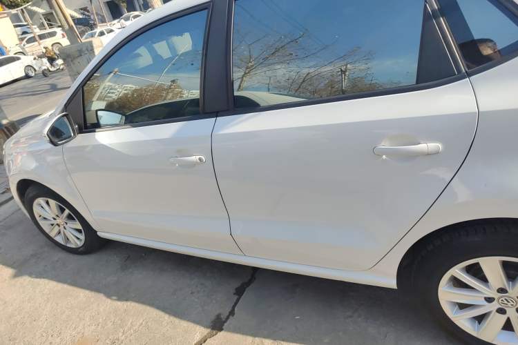 Used Volkswagen Polo 2014 1.6L Automatic Comfort Edition