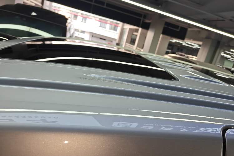 Used VOYAH Dream 2025 PHEV Four-Wheel-Drive Flagship Version – Qiankun Edition