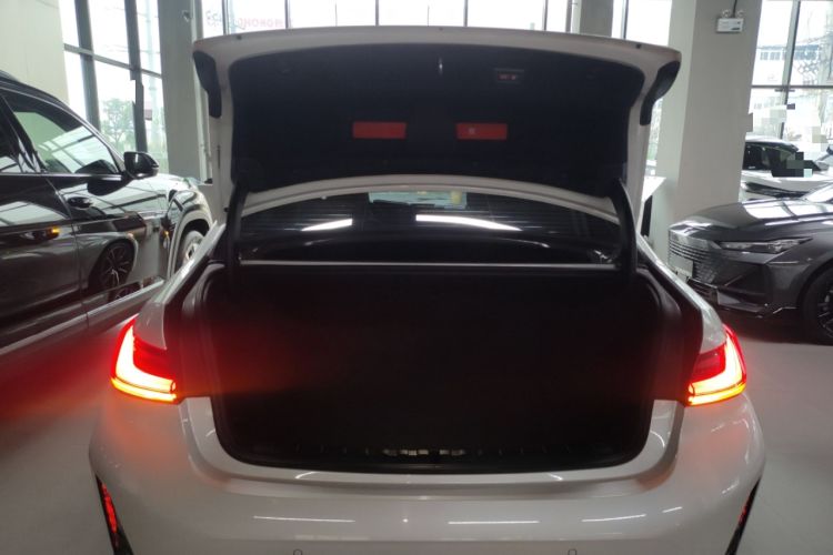 Used BMW 3 Series 2025 325Li M Sport Package
