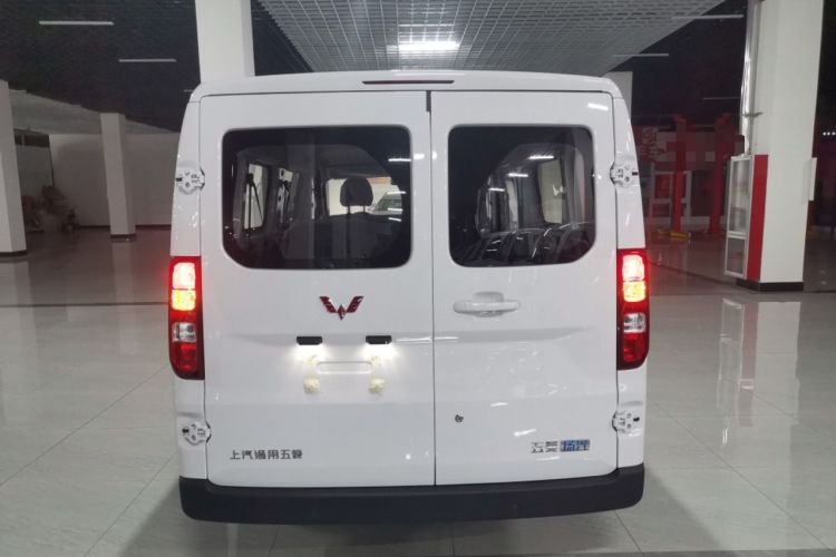 Used Wuling Yangguang 
