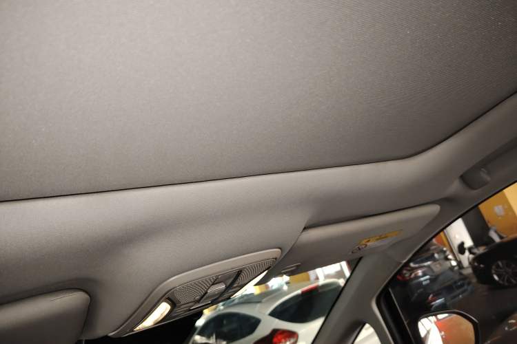 Used GAC Trumpchi M6 2023 PRO 270T DCT Luxury Edition
