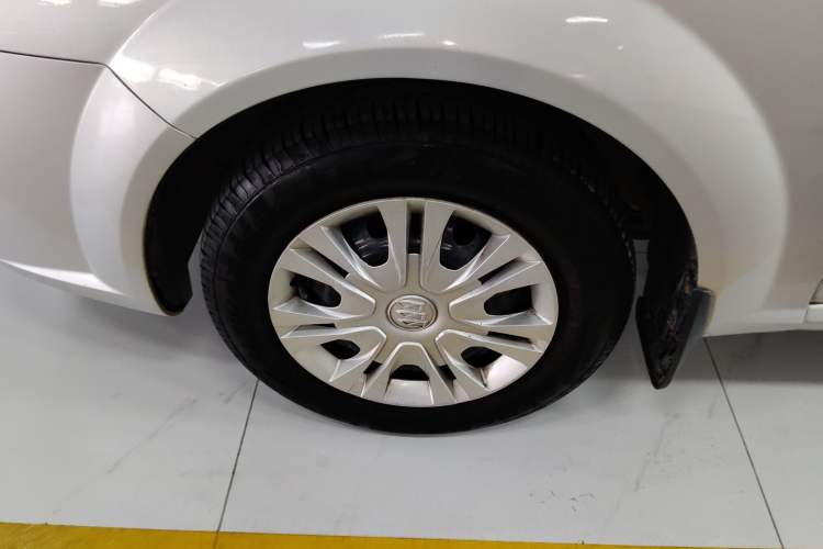 Used Buick Excelle 2013 1.5L Automatic Classic Model
