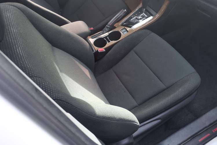 Used Toyota Corolla 2017 Revised Version 1.2T S-CVT GL-i