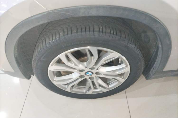Used BMW X1 2018 sDrive20Li Leading Model
