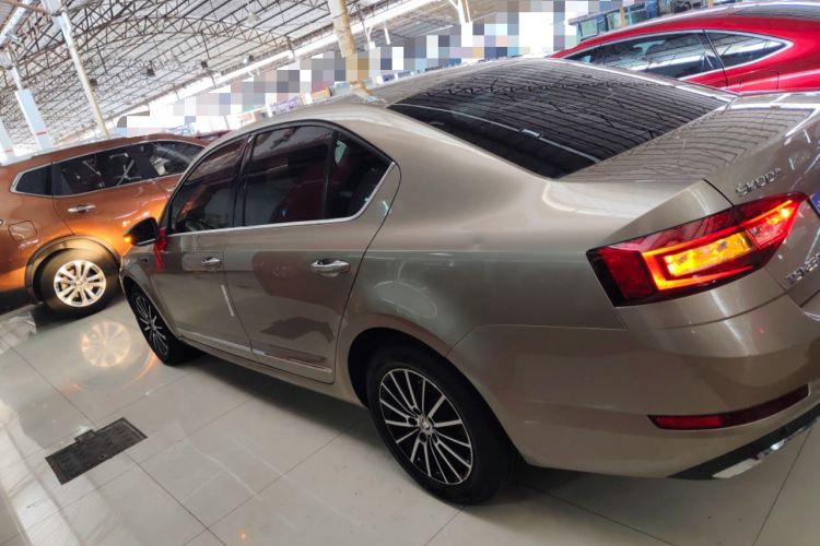 Used Skoda Octavia 2018 TSI230 DSG Luxury Edition
