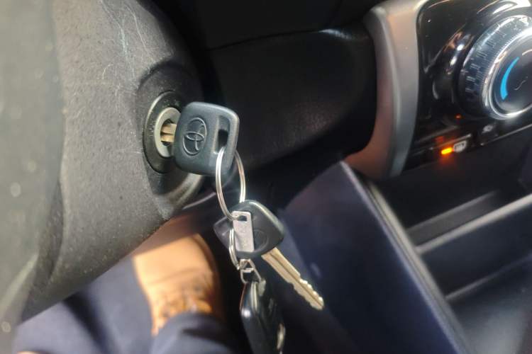 Used Toyota YARiS L 2021 X-Trail 1.5L CVT Leading Edition
