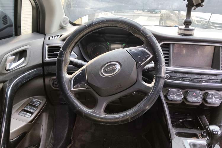 Used GAC Trumpchi GS4 2015 200T Manual Luxury Edition