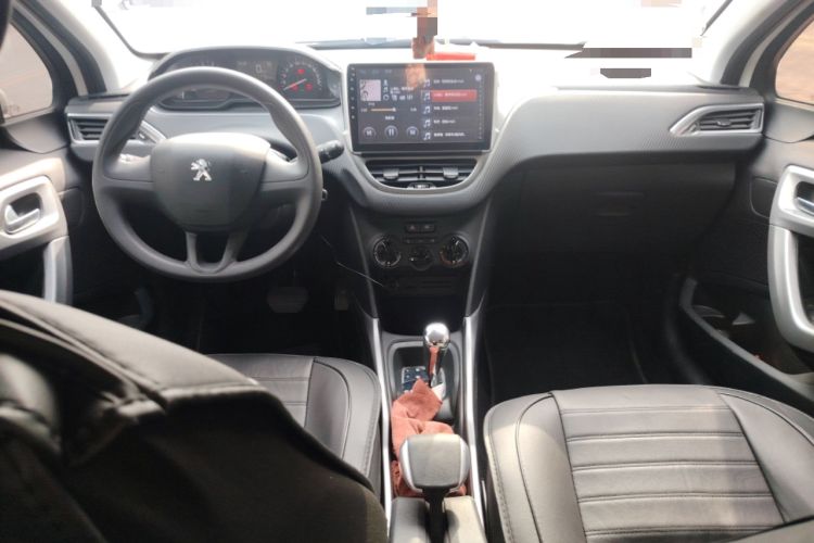 Used Peugeot 2008 2015 1.6L Automatic Playcool Edition