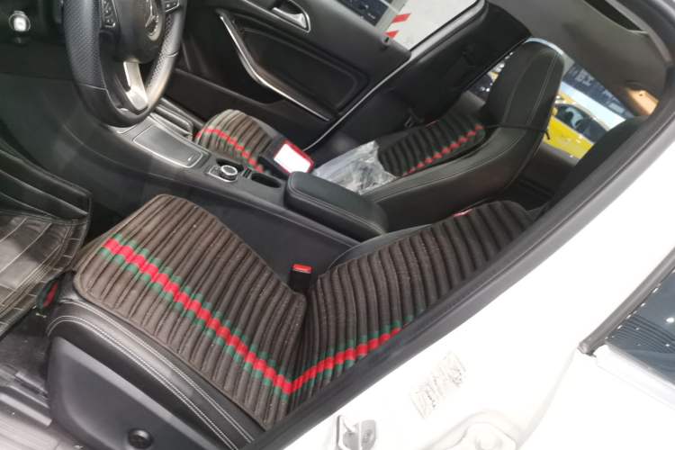 Used Mercedes-Benz GLA 2017 GLA 220 4MATIC Fashion Model
