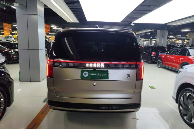 Used Zeekr 009 2022 WE Edition