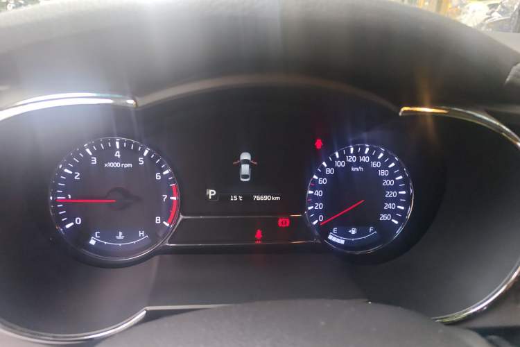 Used Kia K5 2015 2.0L Automatic LUX
