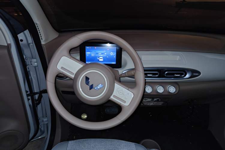 Used Wuling Hongguang MINIEV 2025 Four-Door Version Advanced Edition