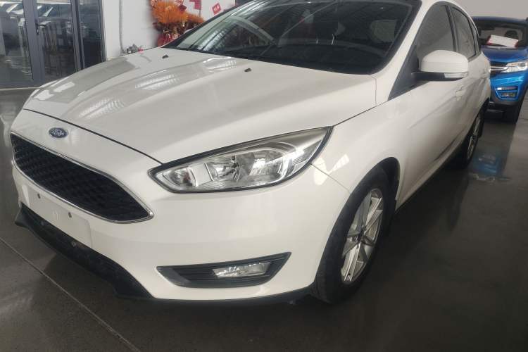 Used Ford Focus 2018 Hatchback Classic 1.6L Automatic Trendy SmartDrive Edition