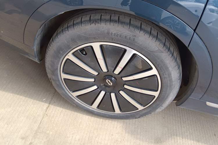 Used Hima AITO M9 2024 Range-Extended Ultra Version 42 kWh 6-Seater Model