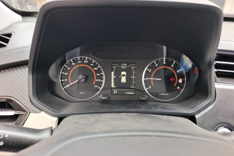 Used Chery Tiggo 3X 2022 PLUS 1.5L CVT Thrilling Red Date Edition II