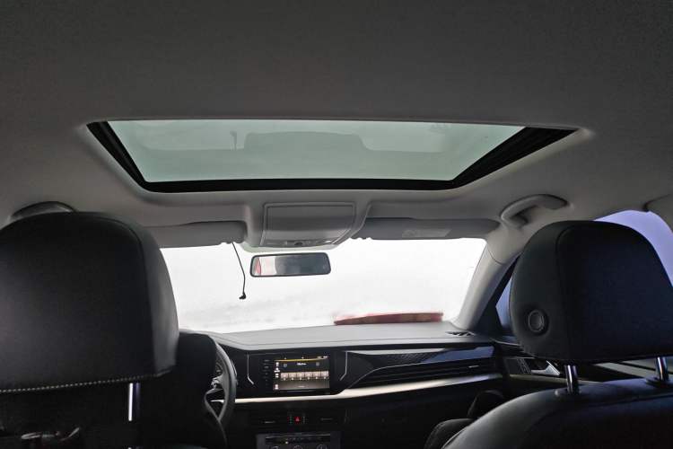 Used Volkswagen Passat 2020 Revised Version 280TSI Business Edition China VI Standard
