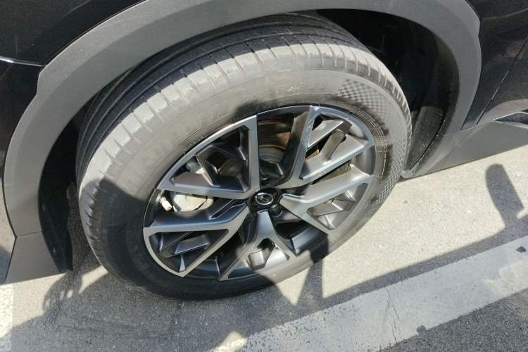 Used GAC Trumpchi GS8 2022 Linghang Series 2.0 TGDI Two-Wheel-Drive Luxury Smart Connectivity Version (7 Seats)
