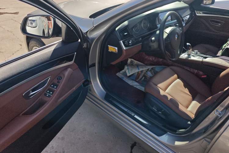 Used BMW 5 Series (Import) 2015 520i Elegant Edition
