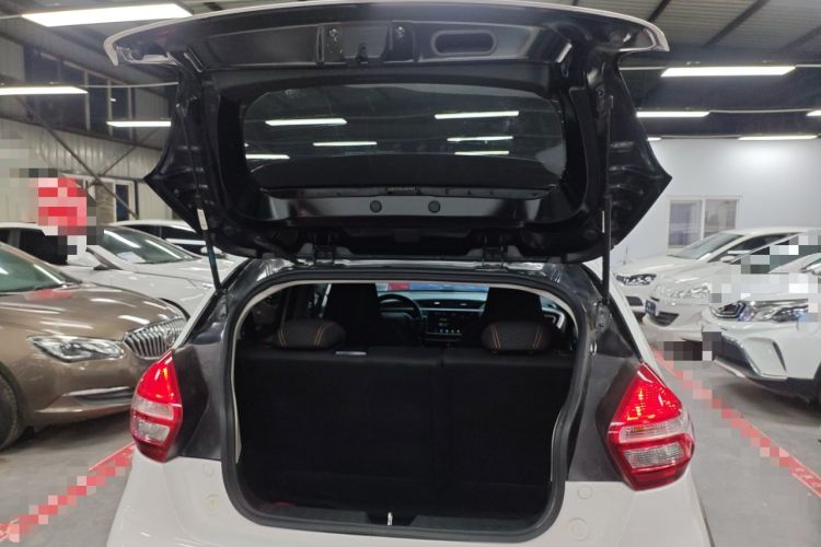 Used Geely Auto Vision X1 2017 1.3L Automatic Fun Edition
