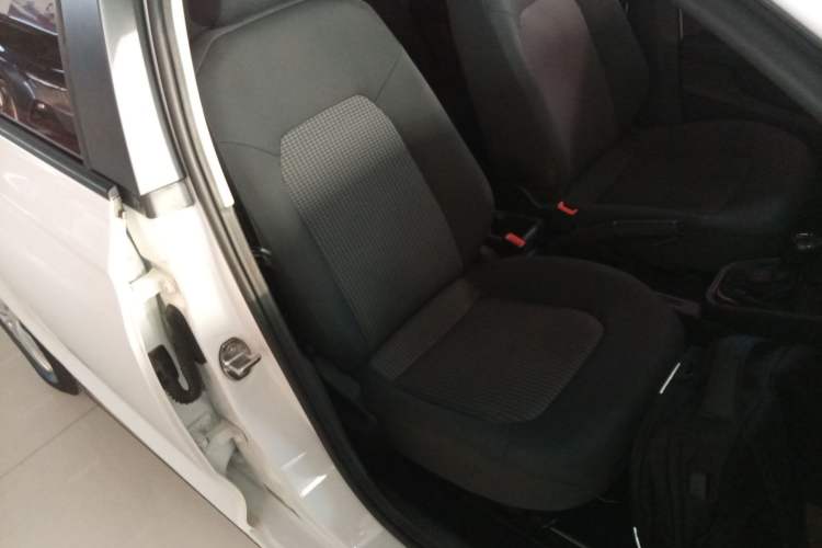 Used Volkswagen Santana 2016 1.6L Automatic Fashion Edition
