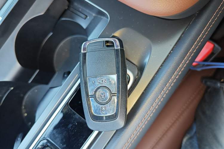 Used Lincoln Z 2024 2.0T Two-Wheel Drive Luxury Hybrid Version
