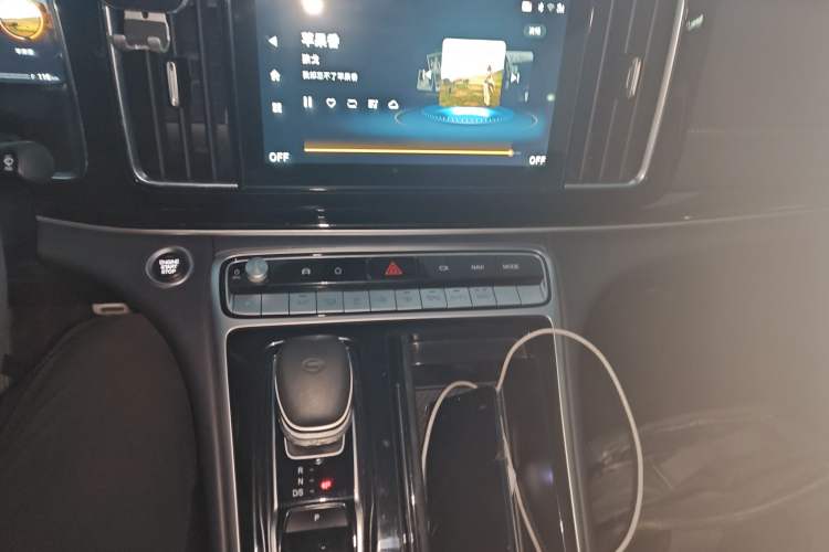 Used GAC Trumpchi M8 2023 Lingxiu Series 390T Prestige Edition
