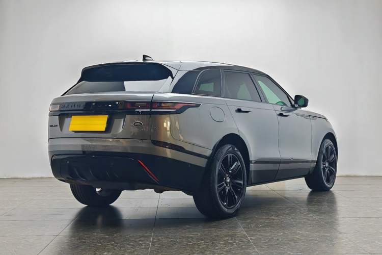 Used Land Rover Range Rover Velar 2023 250 PS Ebony Black Limited Edition